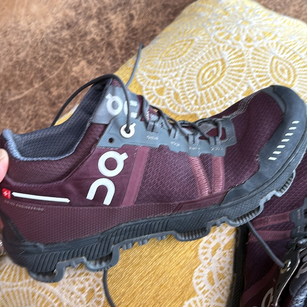 On Cloud Sneakers - image 5